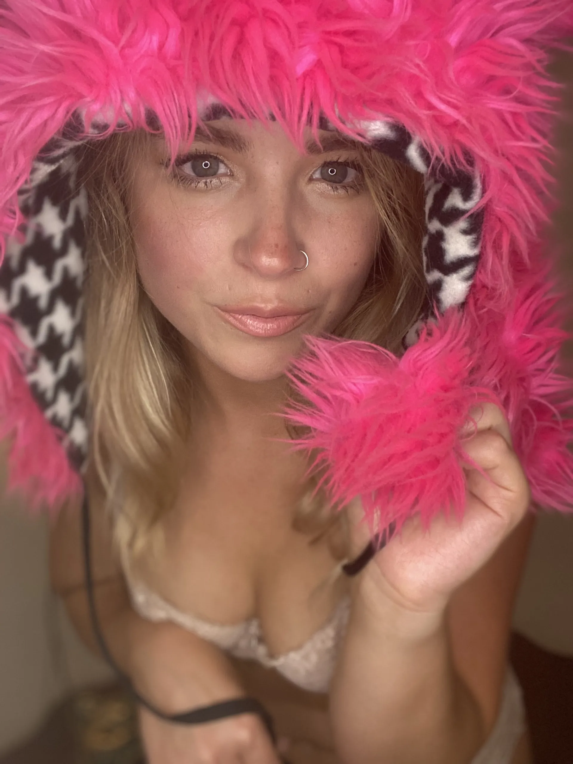 Birdie OnlyFans header