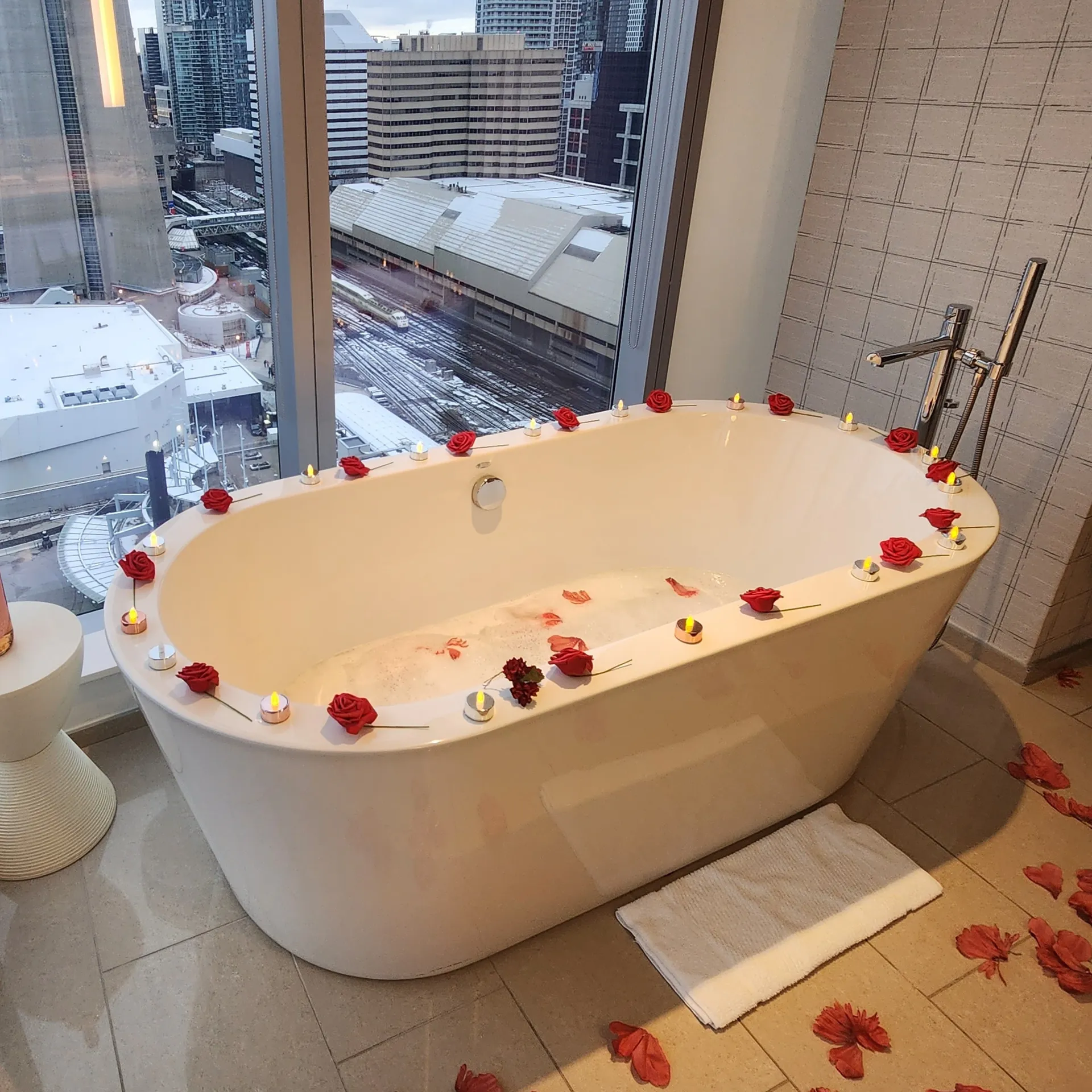 Kandyxox OnlyFans header