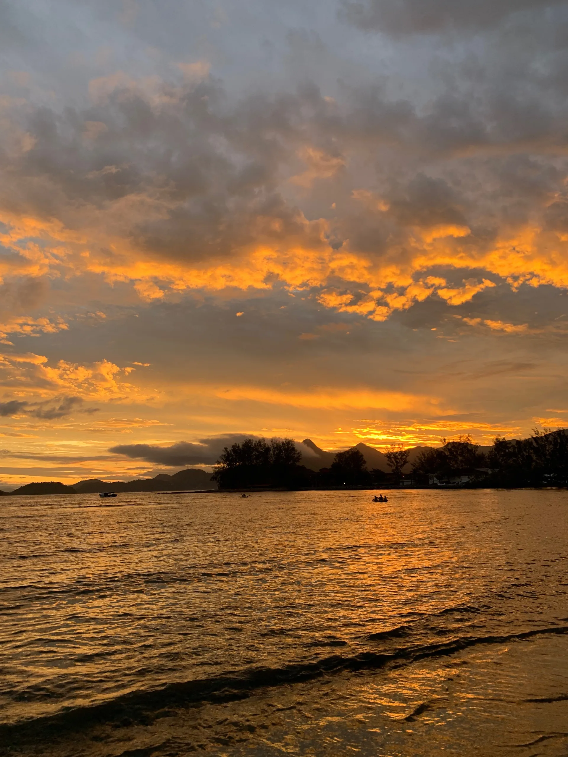 Alexinha OnlyFans header