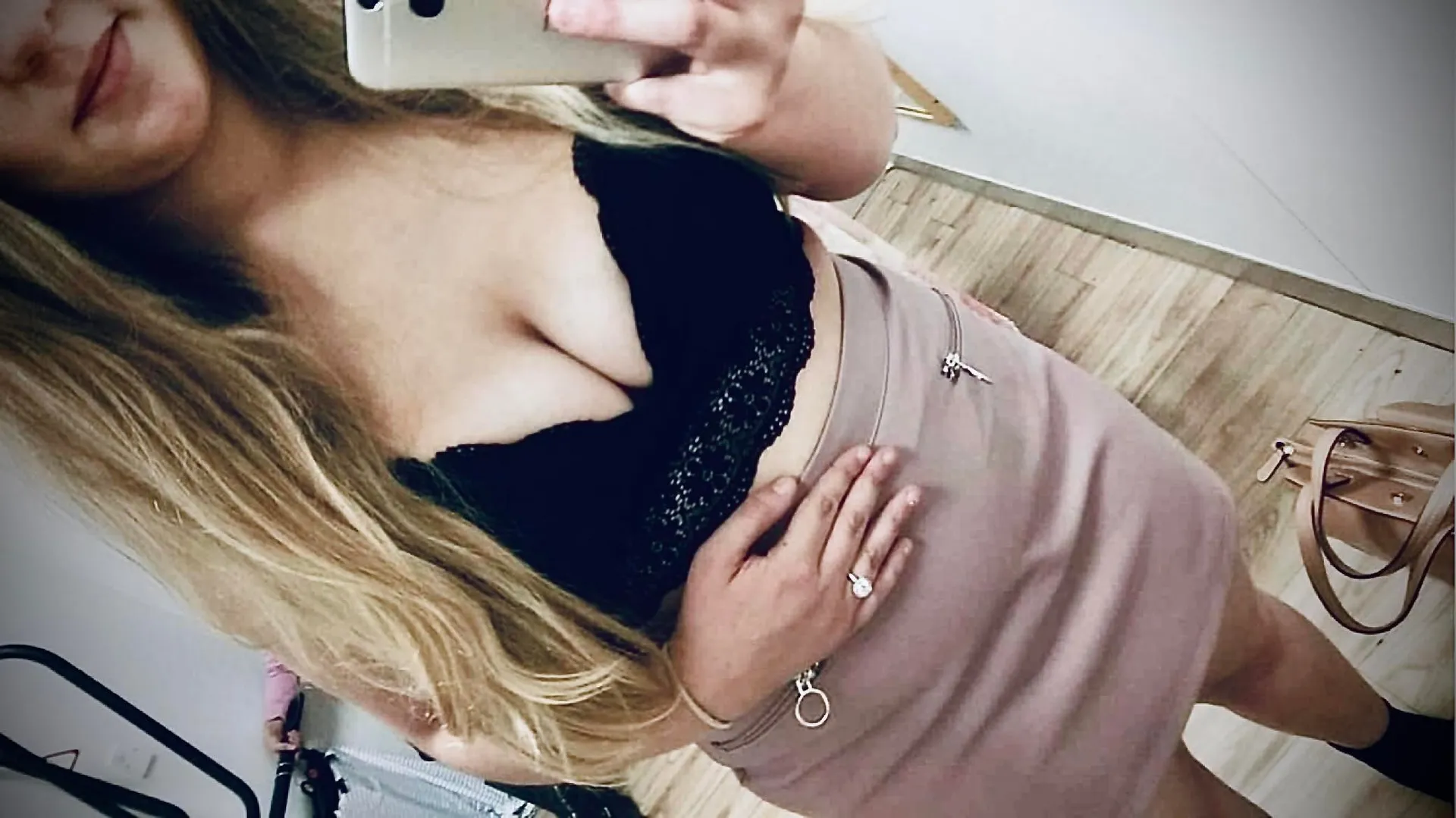 Blonde Becky OnlyFans header