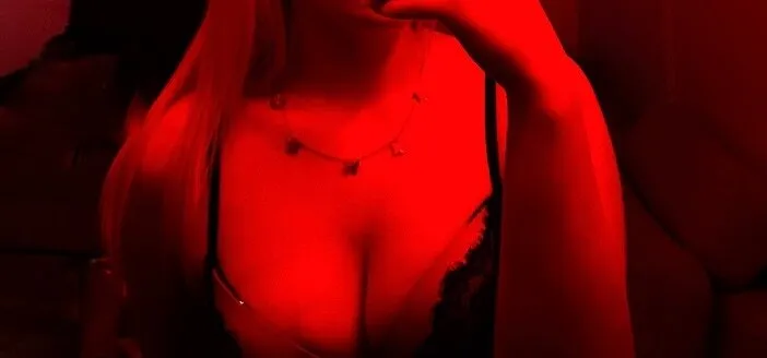 HotBlondeX OnlyFans header