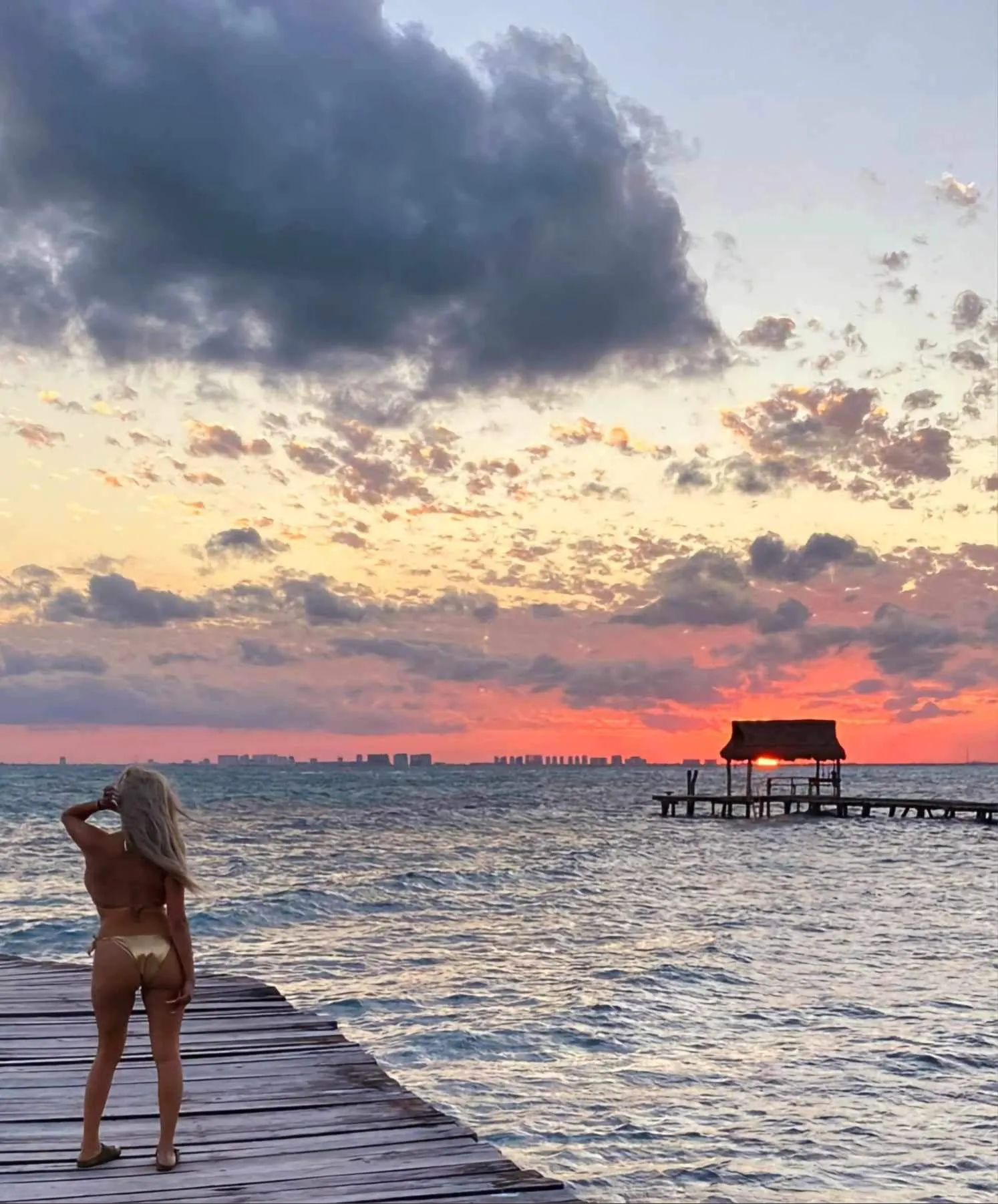 Blonde Bombshell xx OnlyFans header