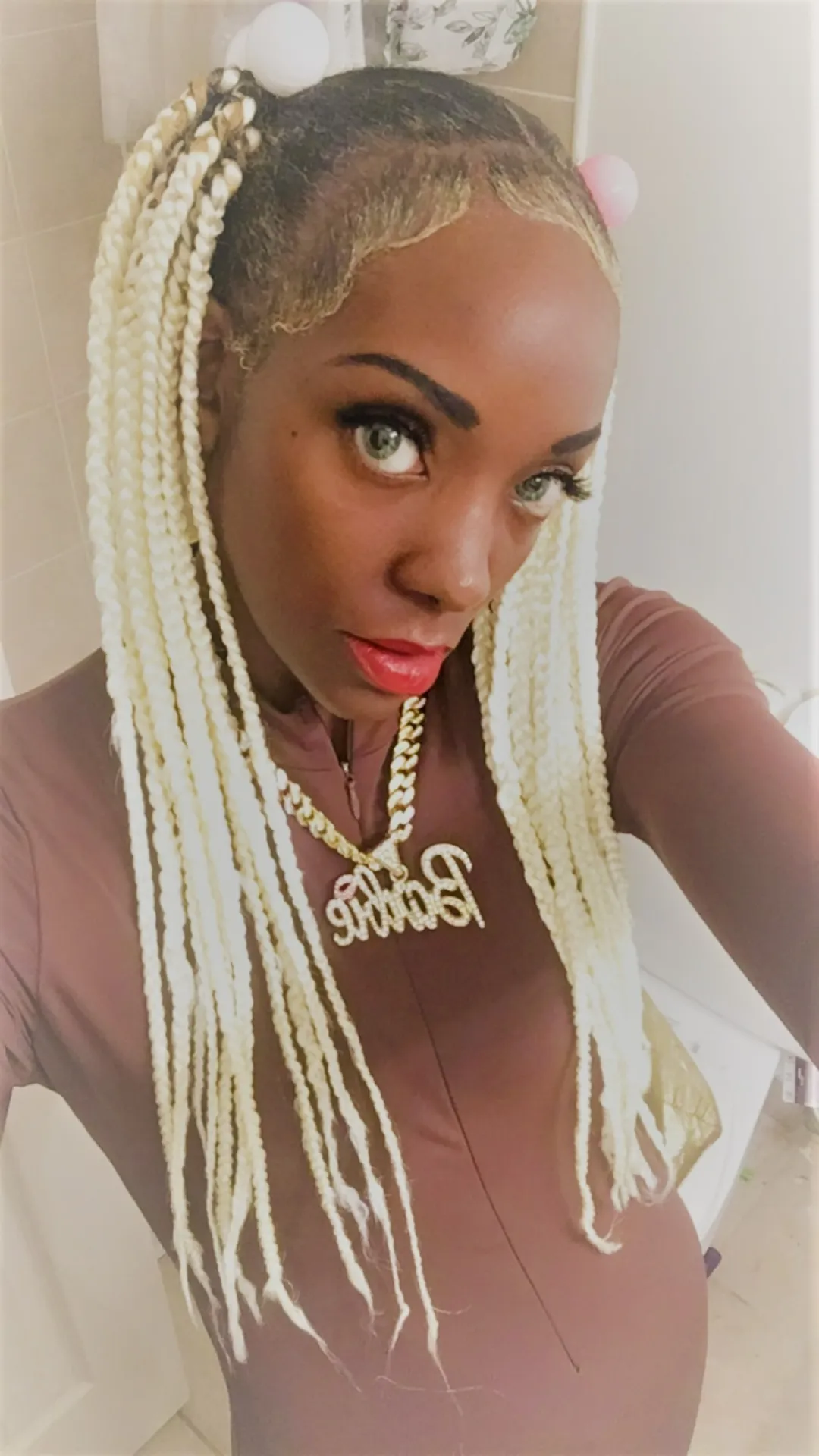 BlondeChocolateTreat