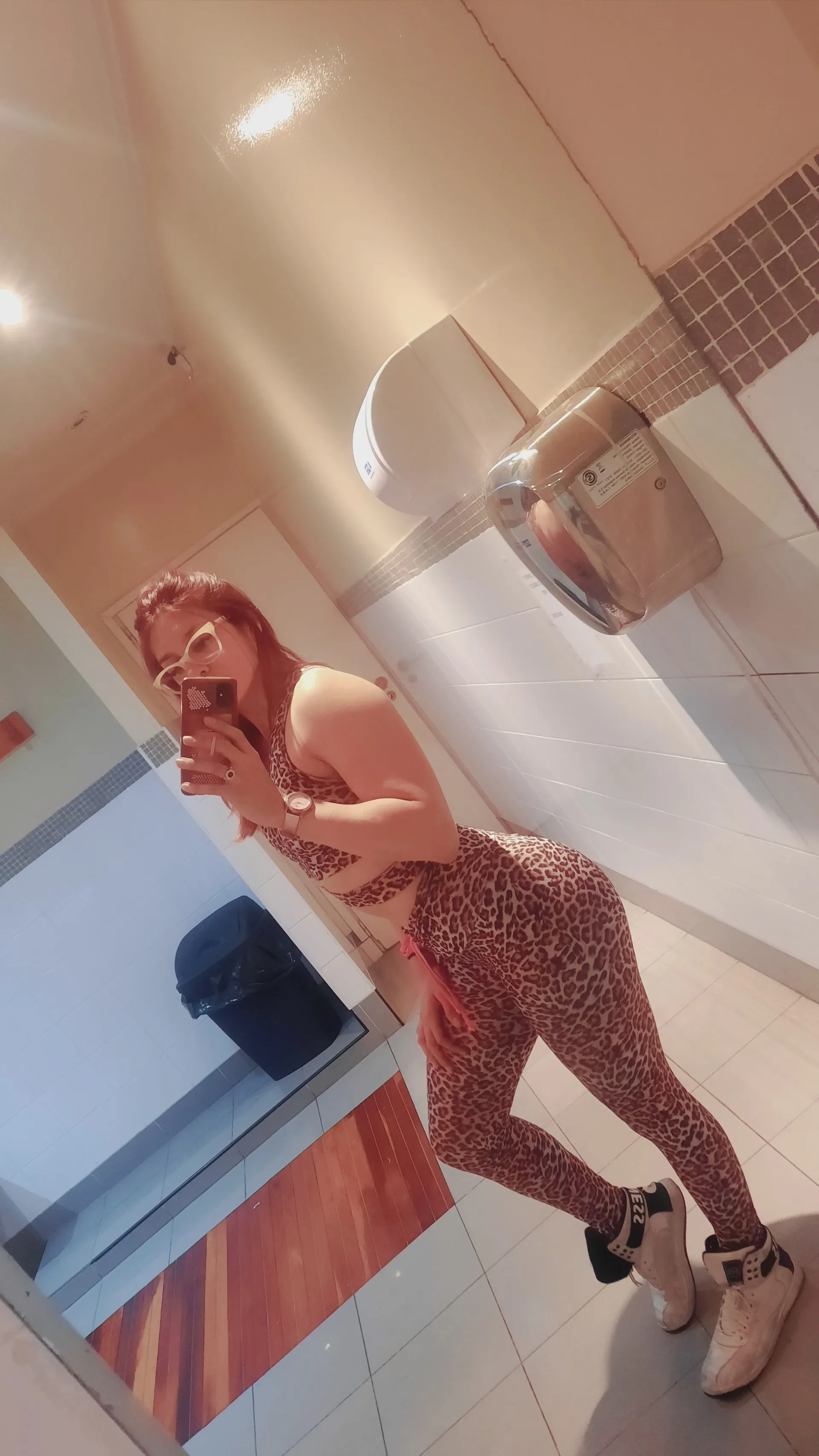 Lourdes OnlyFans header