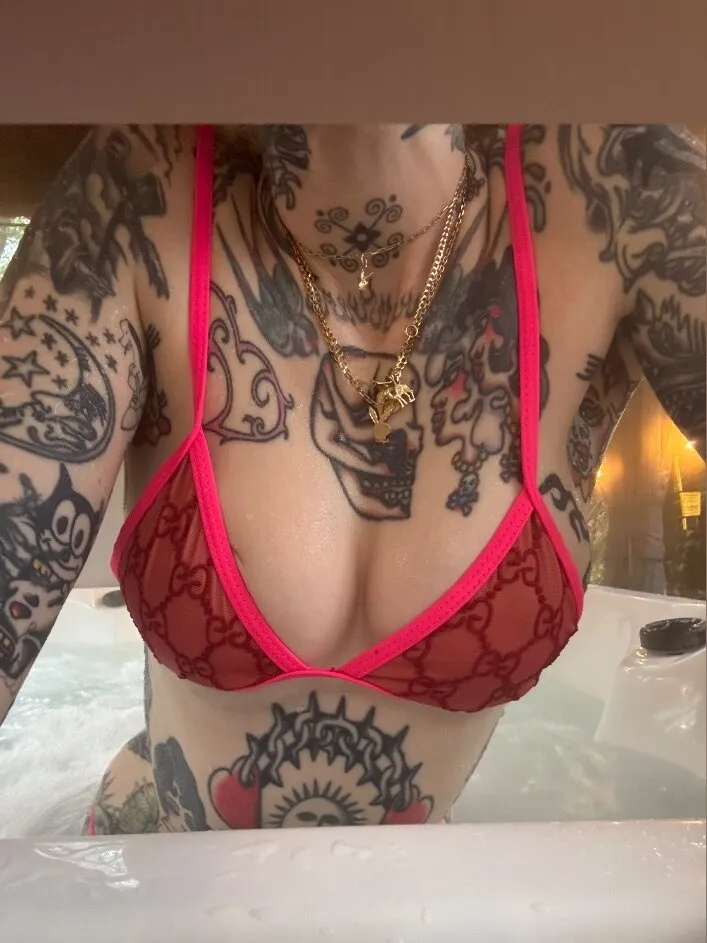 Riley OnlyFans header