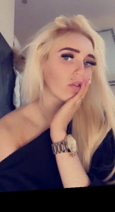 Sexyyyblondebitch🥵