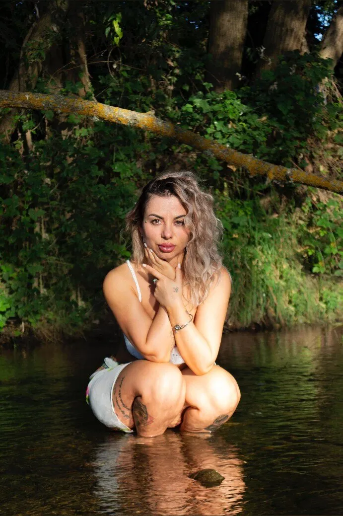 Blondy OnlyFans header