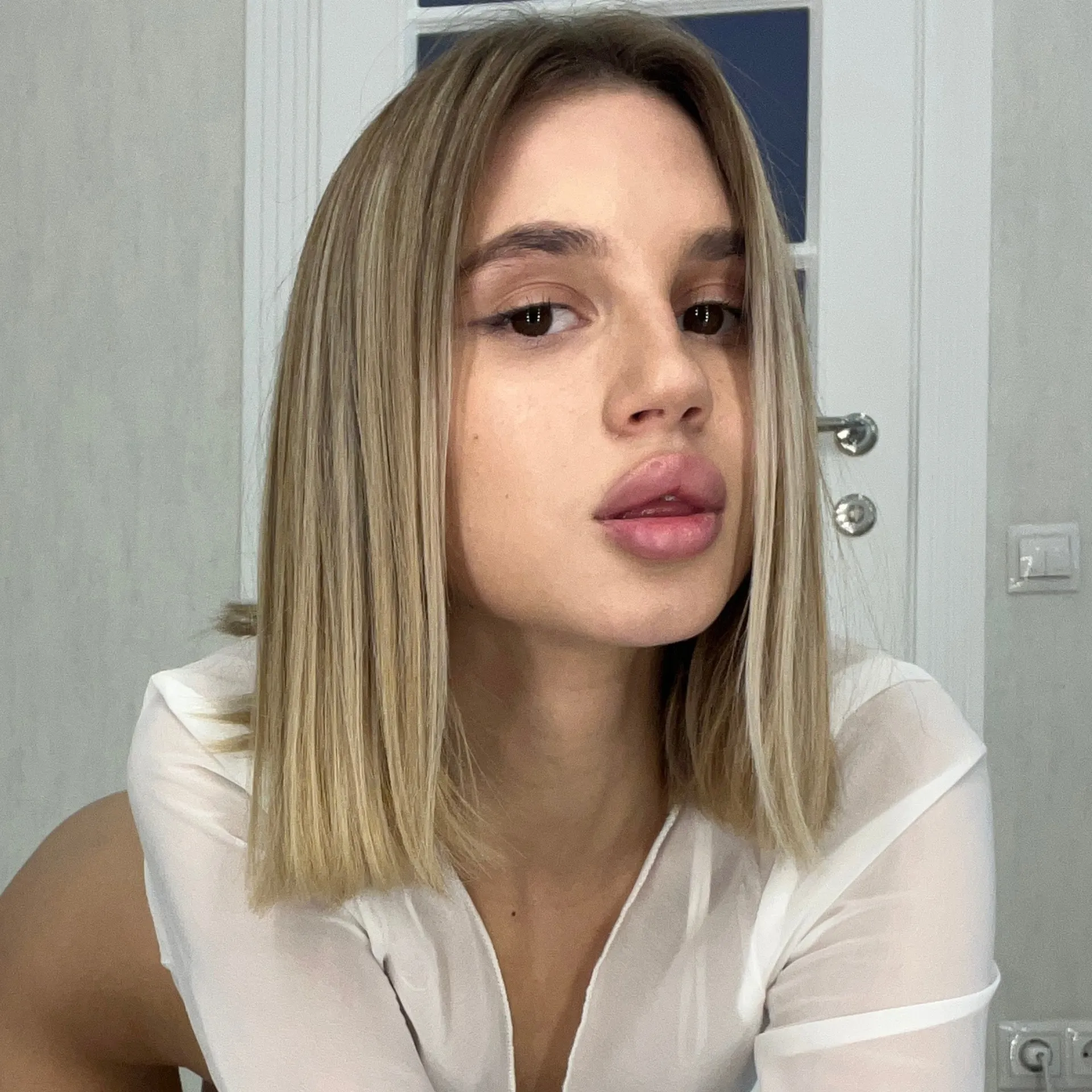 Violetta 👸 seductive blondie 🍭