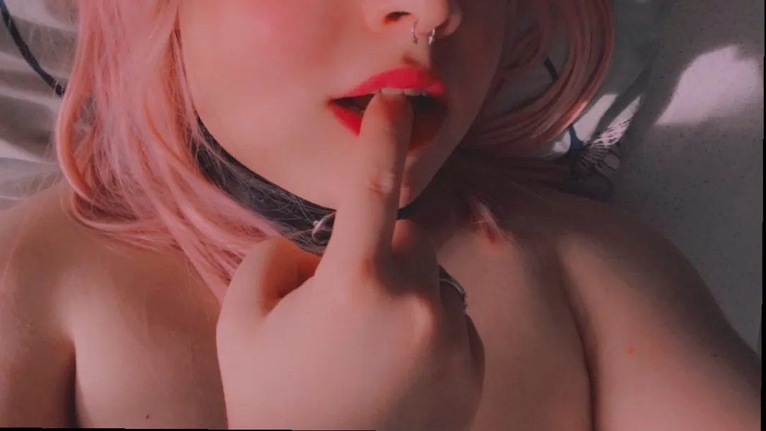 Bloume OnlyFans header