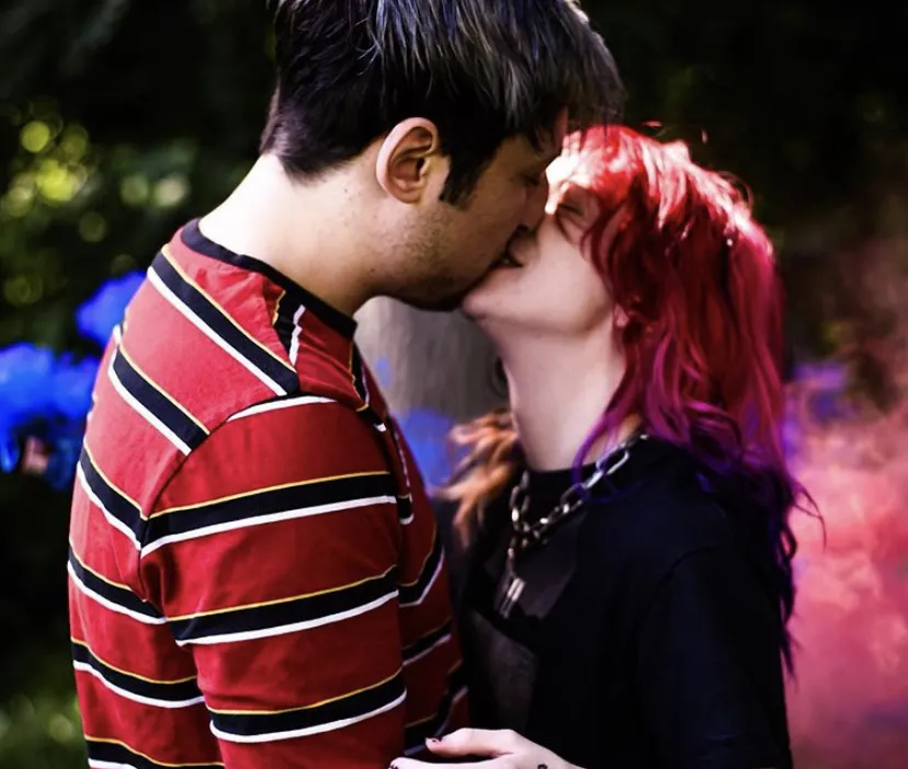 blue and pink 🖤 OnlyFans header