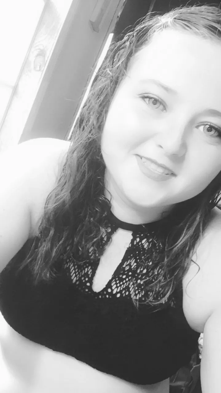 Zoey OnlyFans header