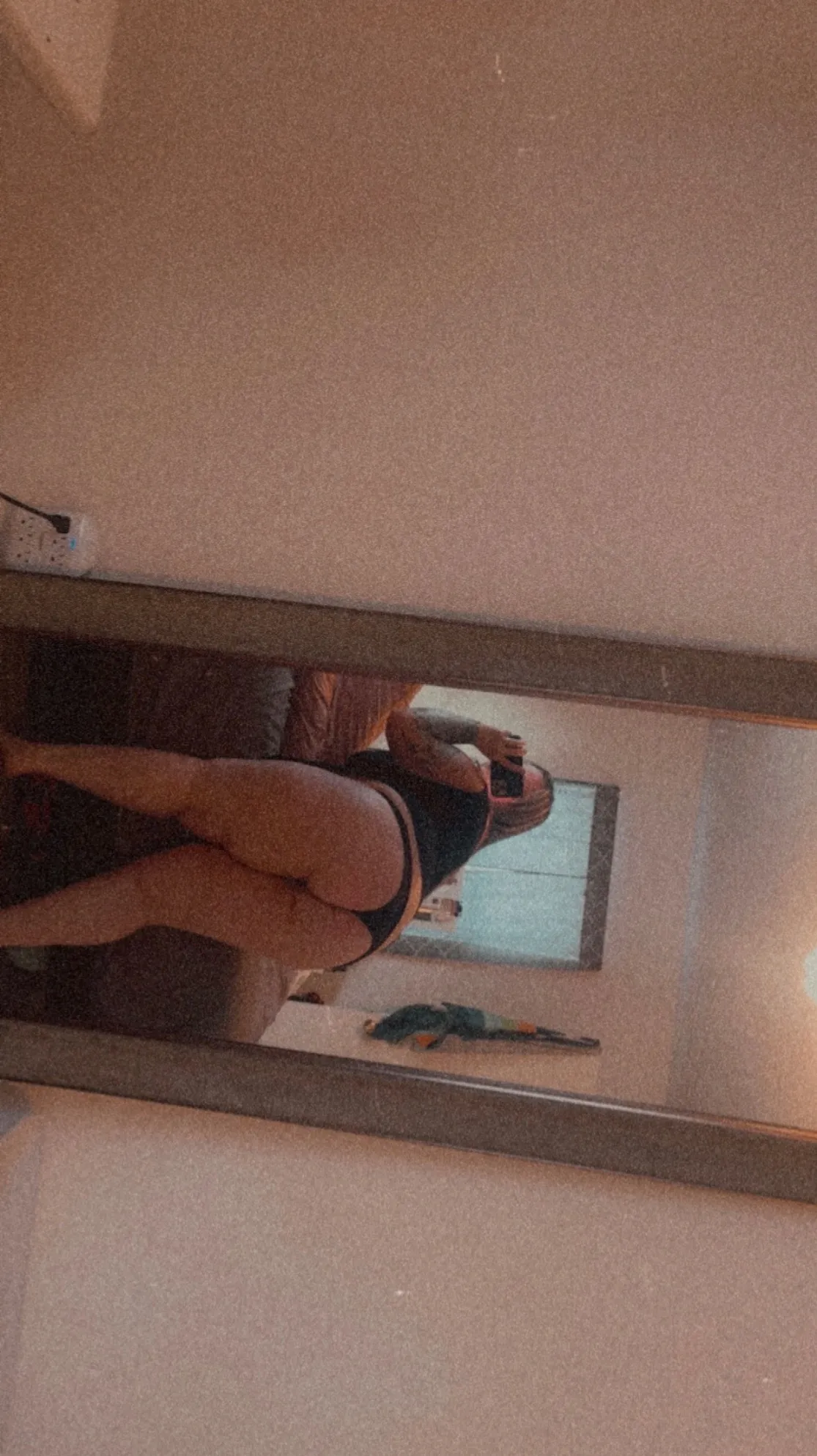 Lauren OnlyFans header