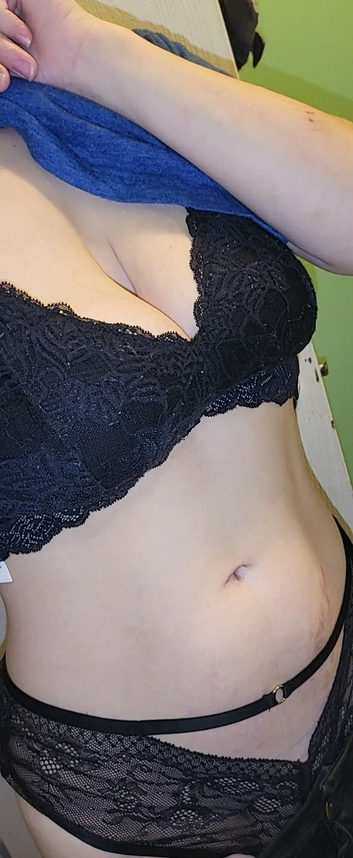 Blueeyedpixxxie OnlyFans header