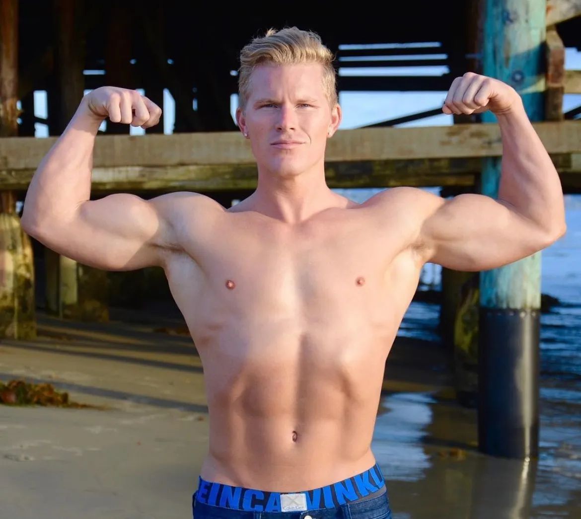 Ken Lions OnlyFans header