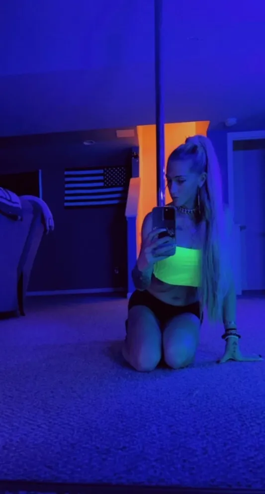 Blueeyedgirl098 OnlyFans header