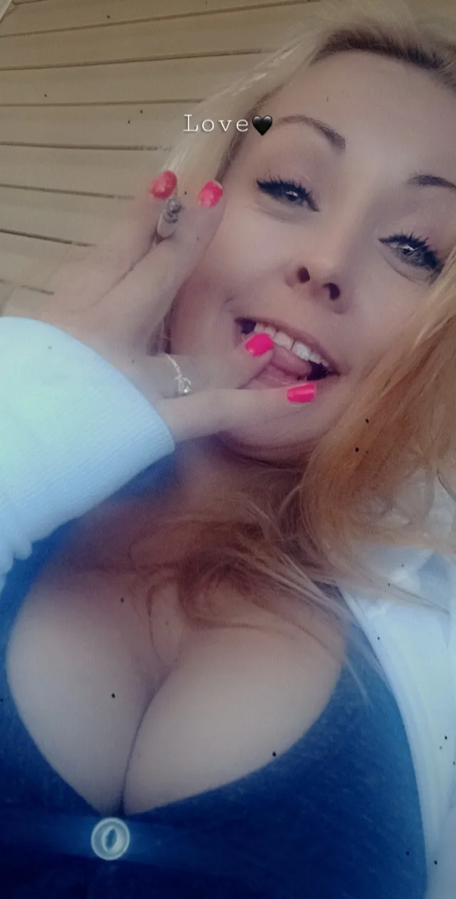 Bobbie marie OnlyFans header