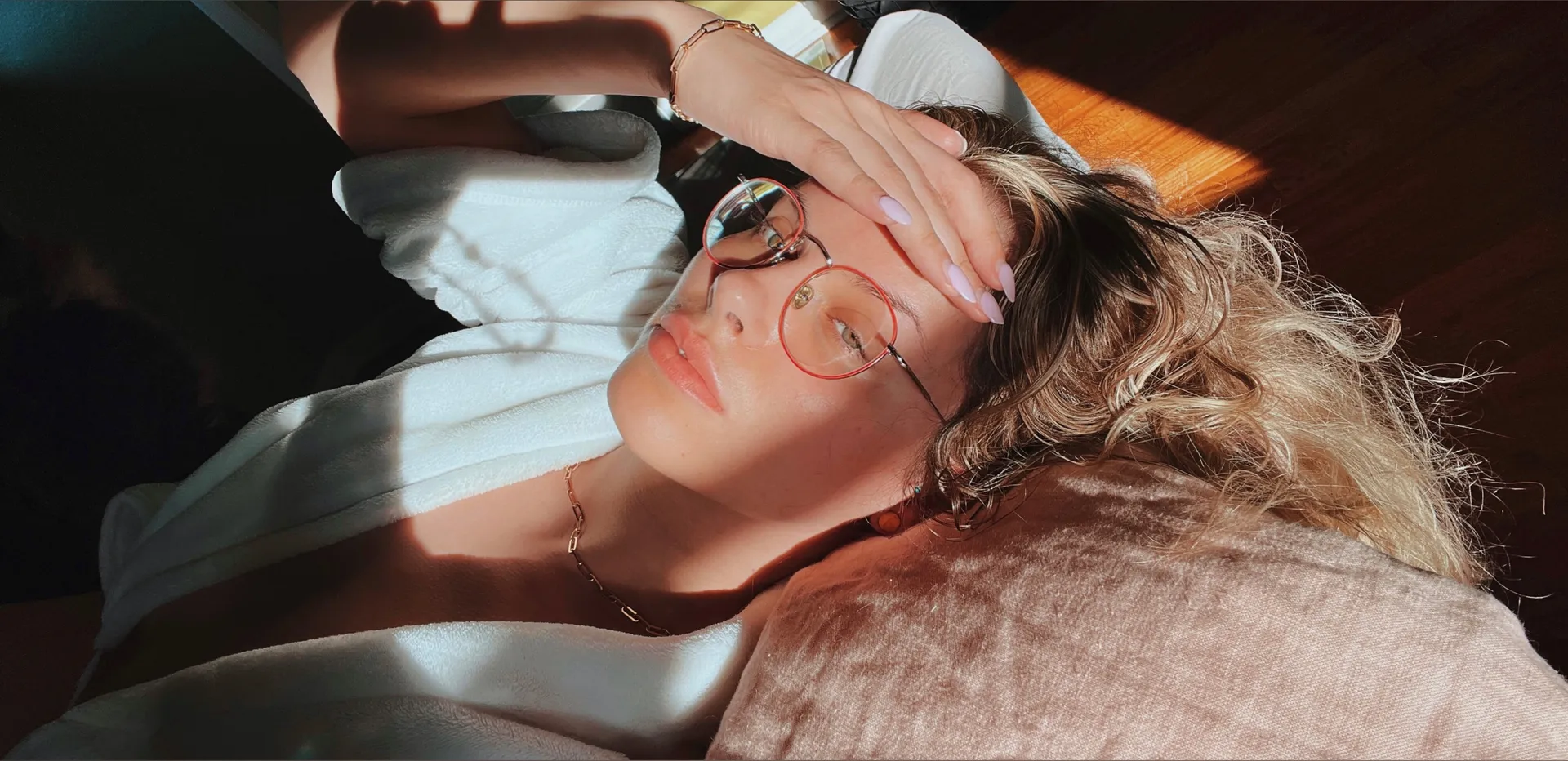 Bobbie Lavender OFTV OnlyFans header