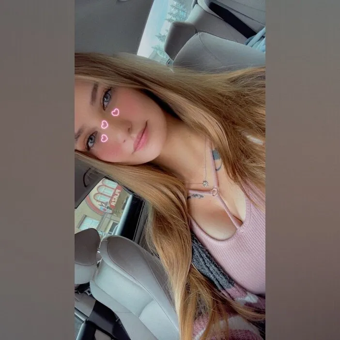 HottieWithABodyy🍑