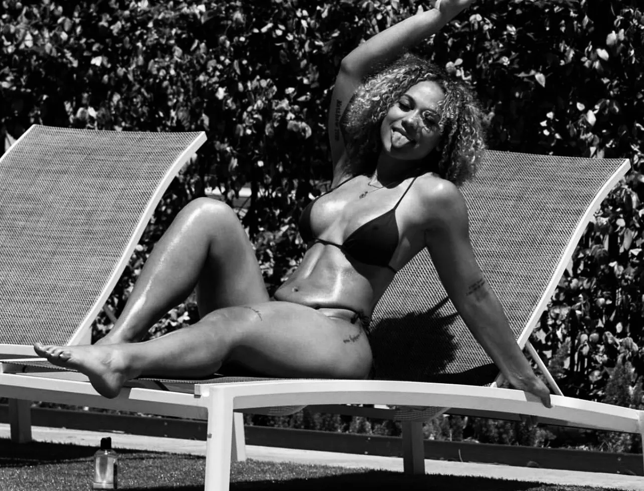 Bombshellbabe OnlyFans header