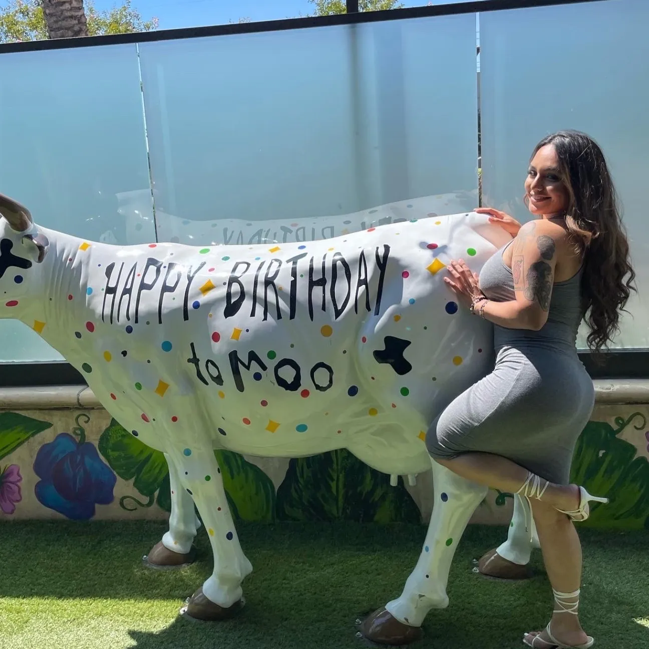 shelly OnlyFans header