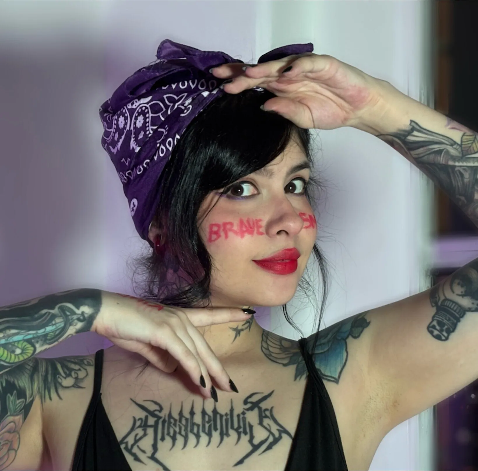 𝜝𝒐𝒏𝒏𝒊𝒆 𝑽𝒂𝒍𝒆𝒏𝒕𝒊𝒏𝒆 💄𝜤𝒏𝒌𝒆𝒅 𝒆-𝑮𝒊𝒓𝒍💄