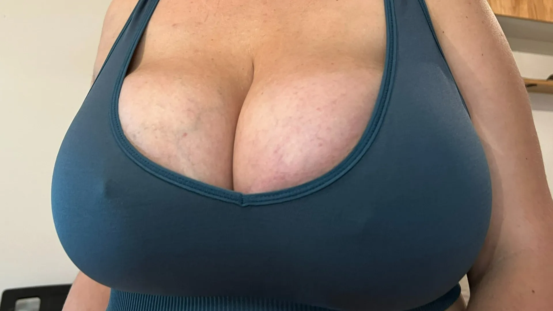 boobStruggle OnlyFans header