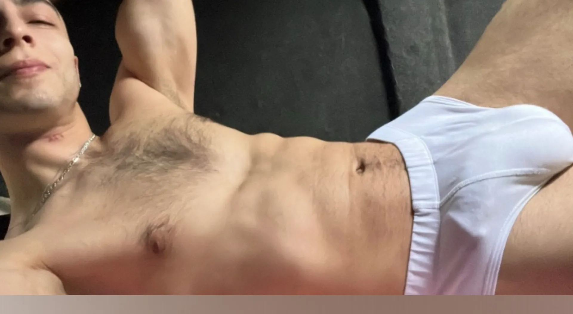 𝔹𝕆ℝ𝔸 ℤ𝔼𝕀𝕊𝕊 OnlyFans header