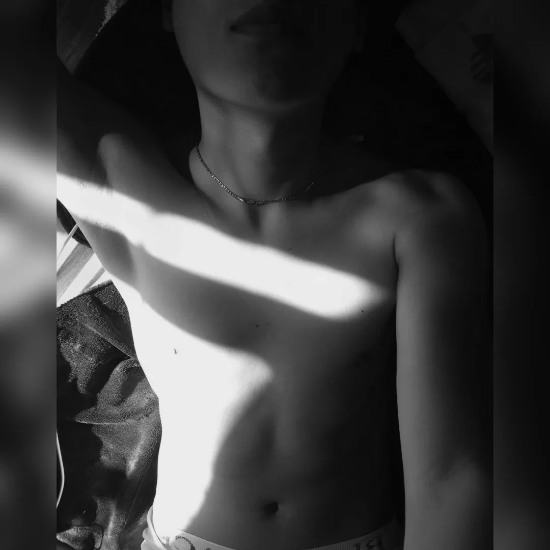 Xavii OnlyFans header