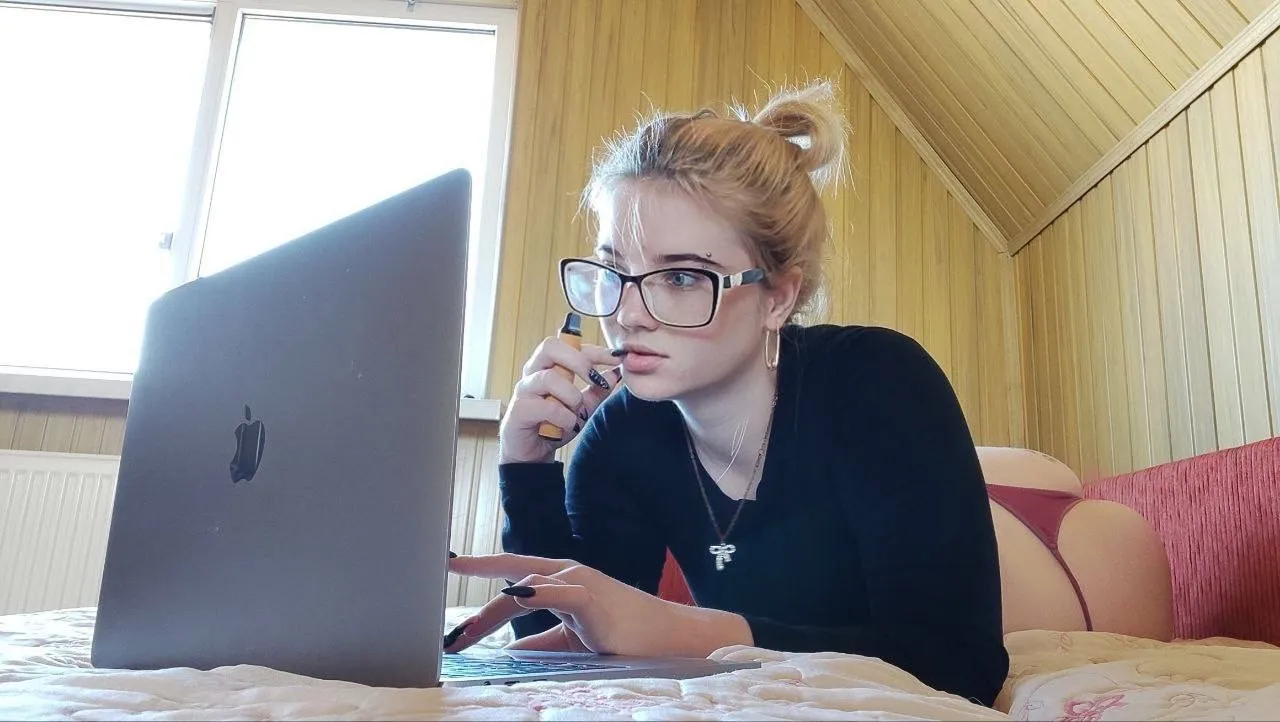 Unique butterfly OnlyFans header