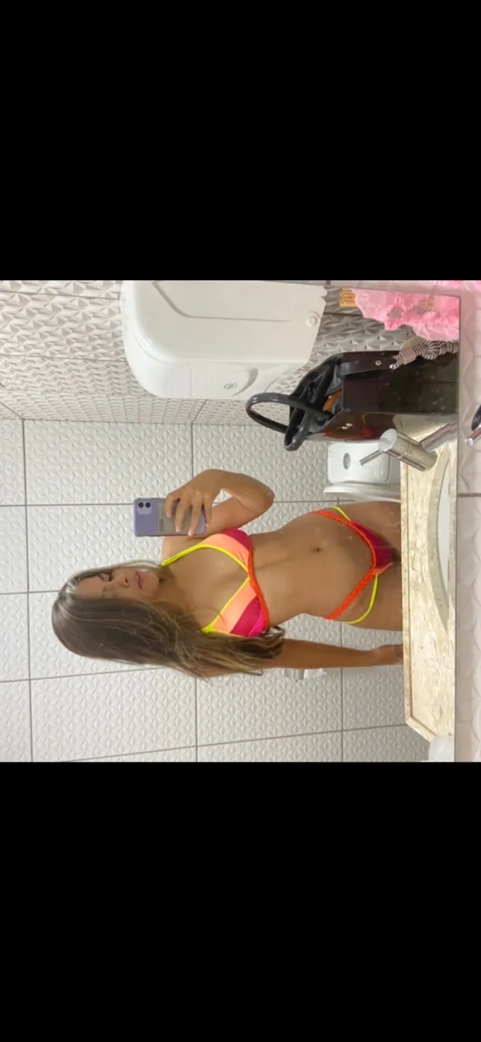 Brenda Macedo OnlyFans header