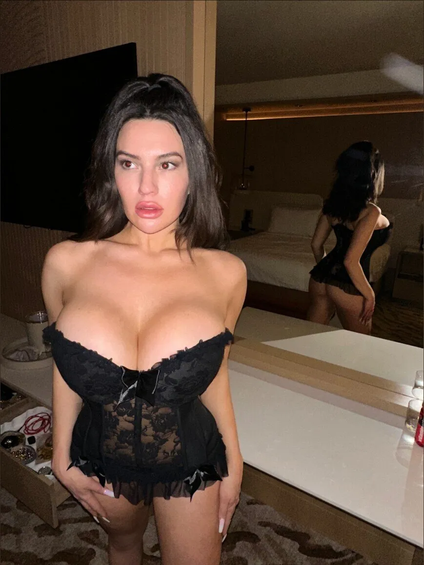 Bri Hunter ~ Great Tits, Better Jokes