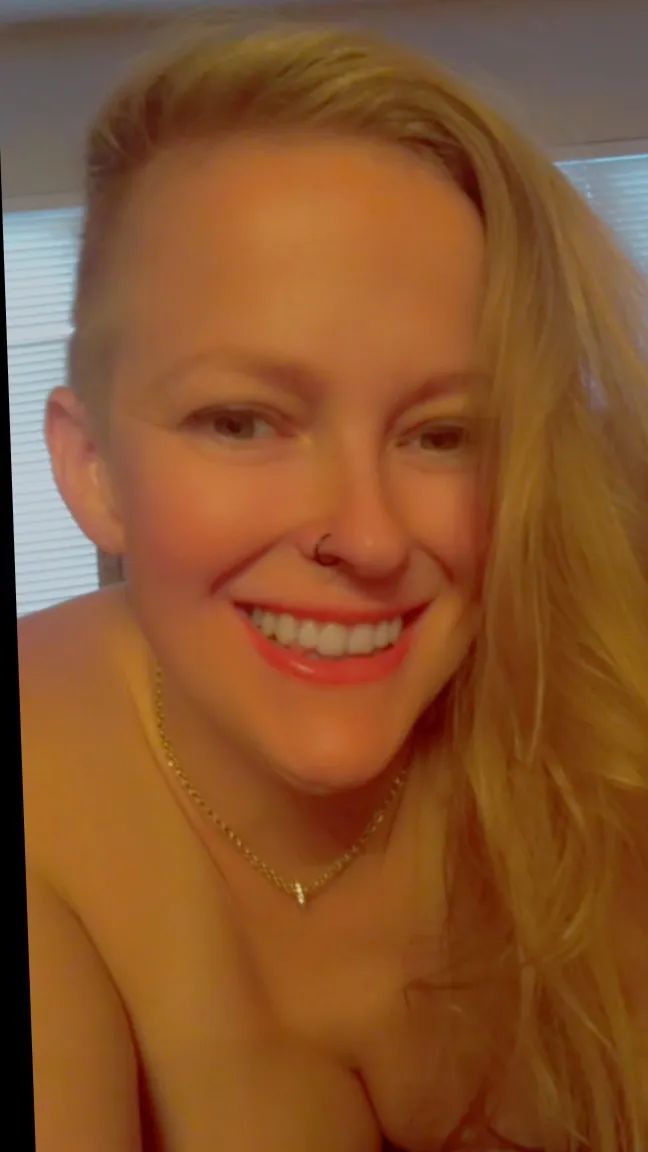 Britteebee OnlyFans header