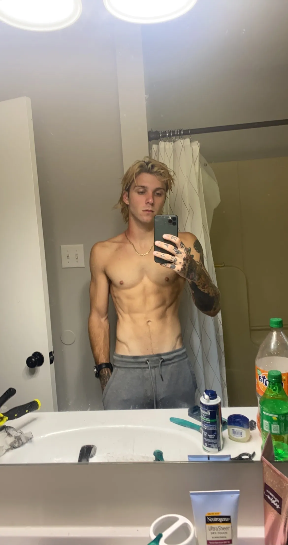 noah OnlyFans header