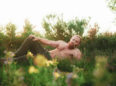 bruce plus OnlyFans header