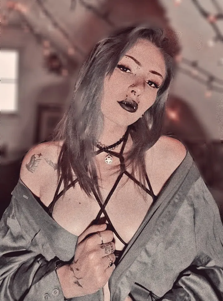 Eriss Moon FREE PAGE