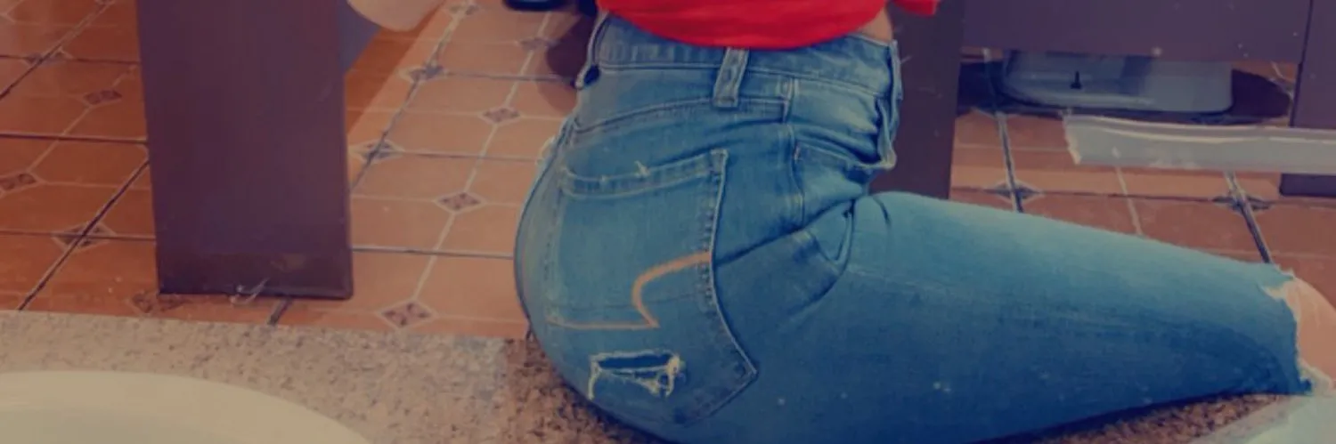 Bubbles OnlyFans header