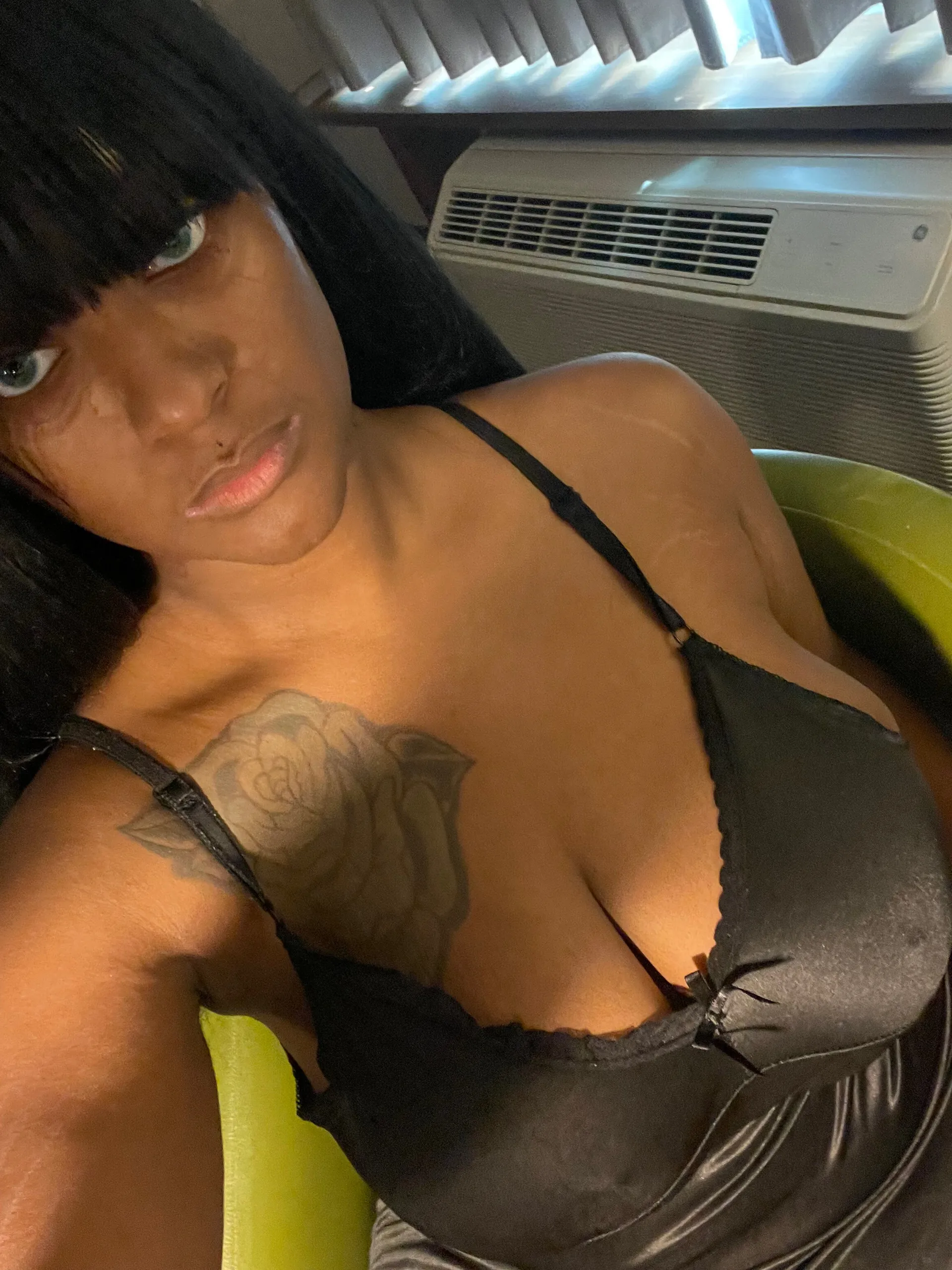 TheRealJuicyBubblez OnlyFans header
