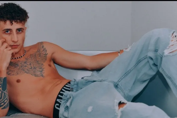 Davidebubi OnlyFans header