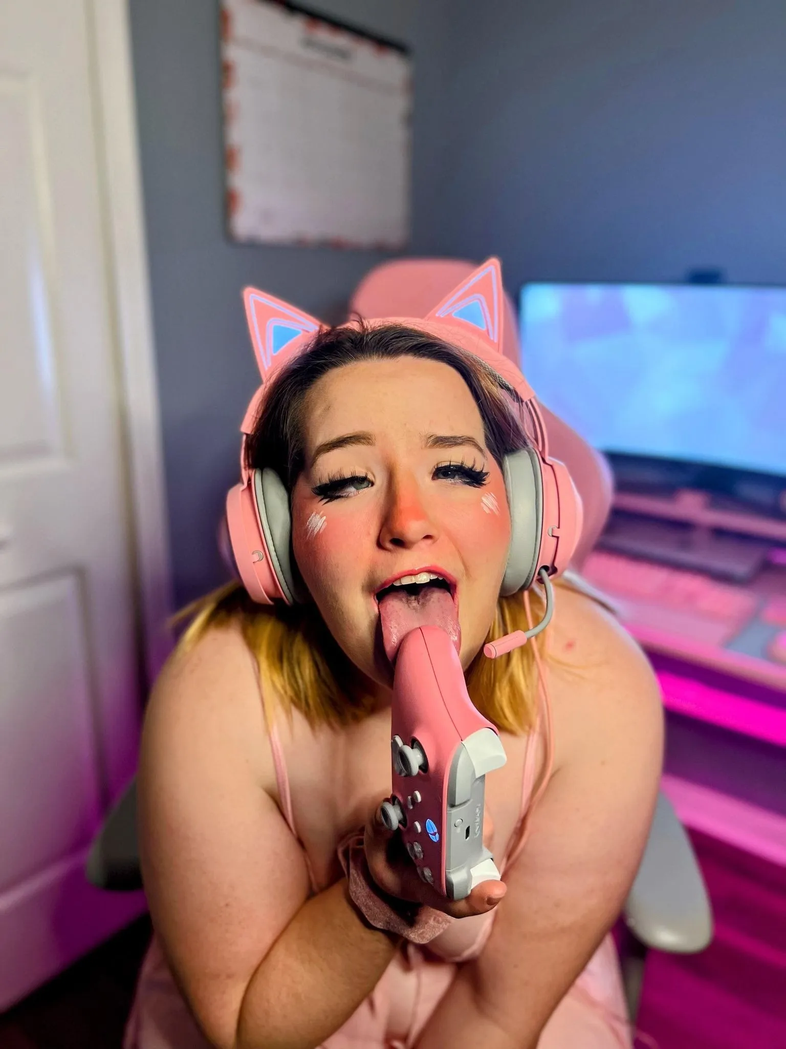 Bumble Bry OnlyFans header