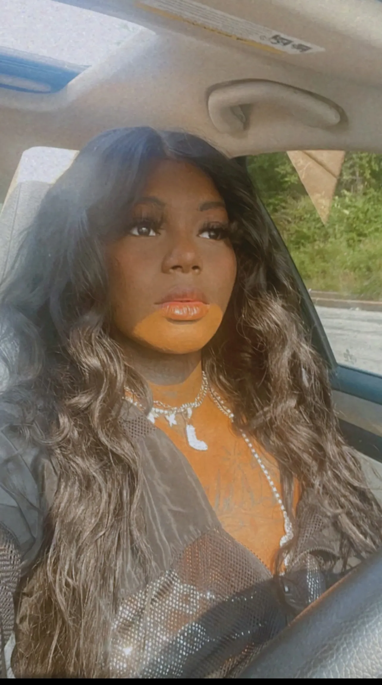 LOLA BUNDY OnlyFans header