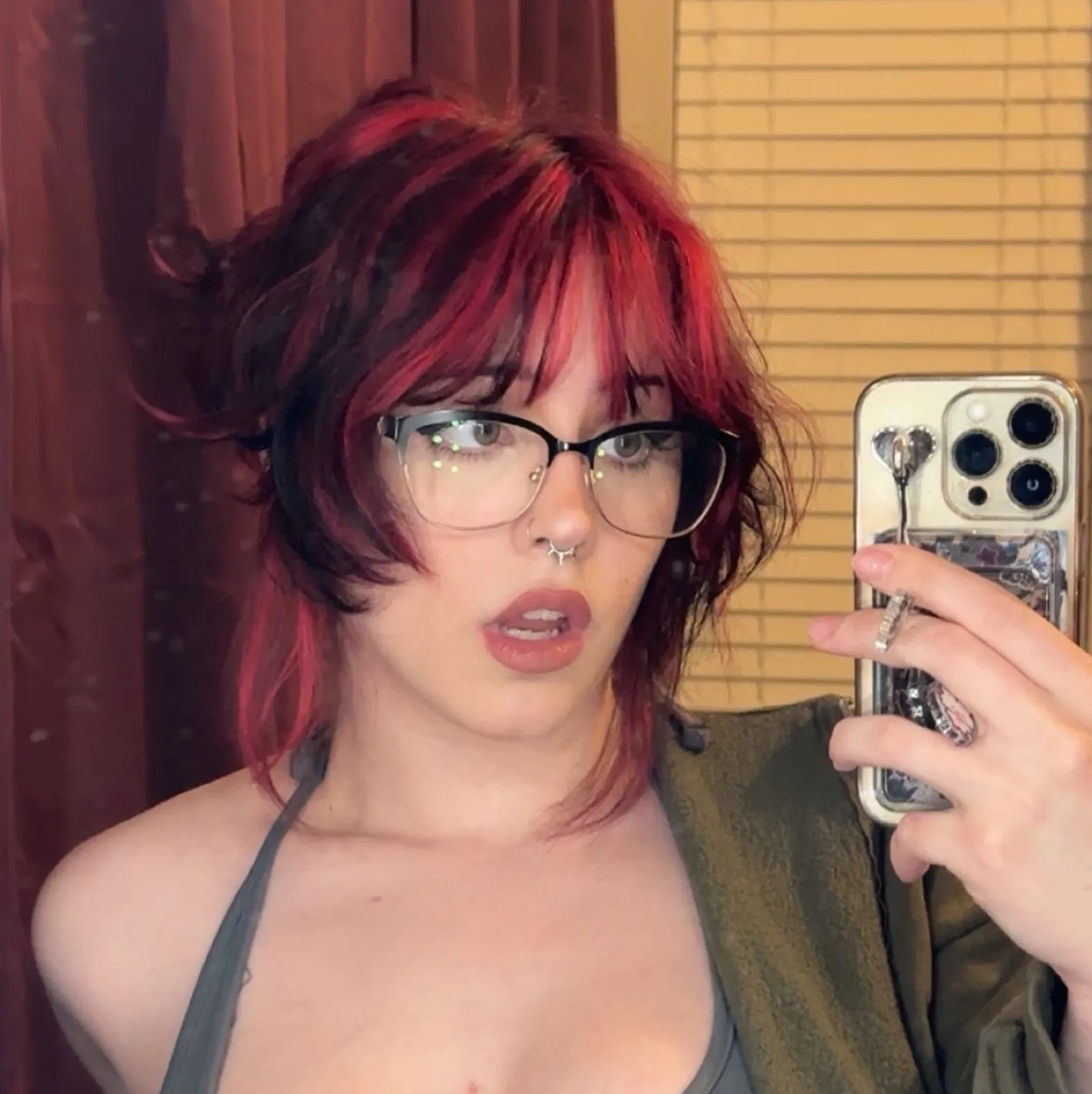 Venus ૮ ˶ᵔ ᵕ ᵔ˶ ა