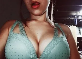 BunnyRae OnlyFans header