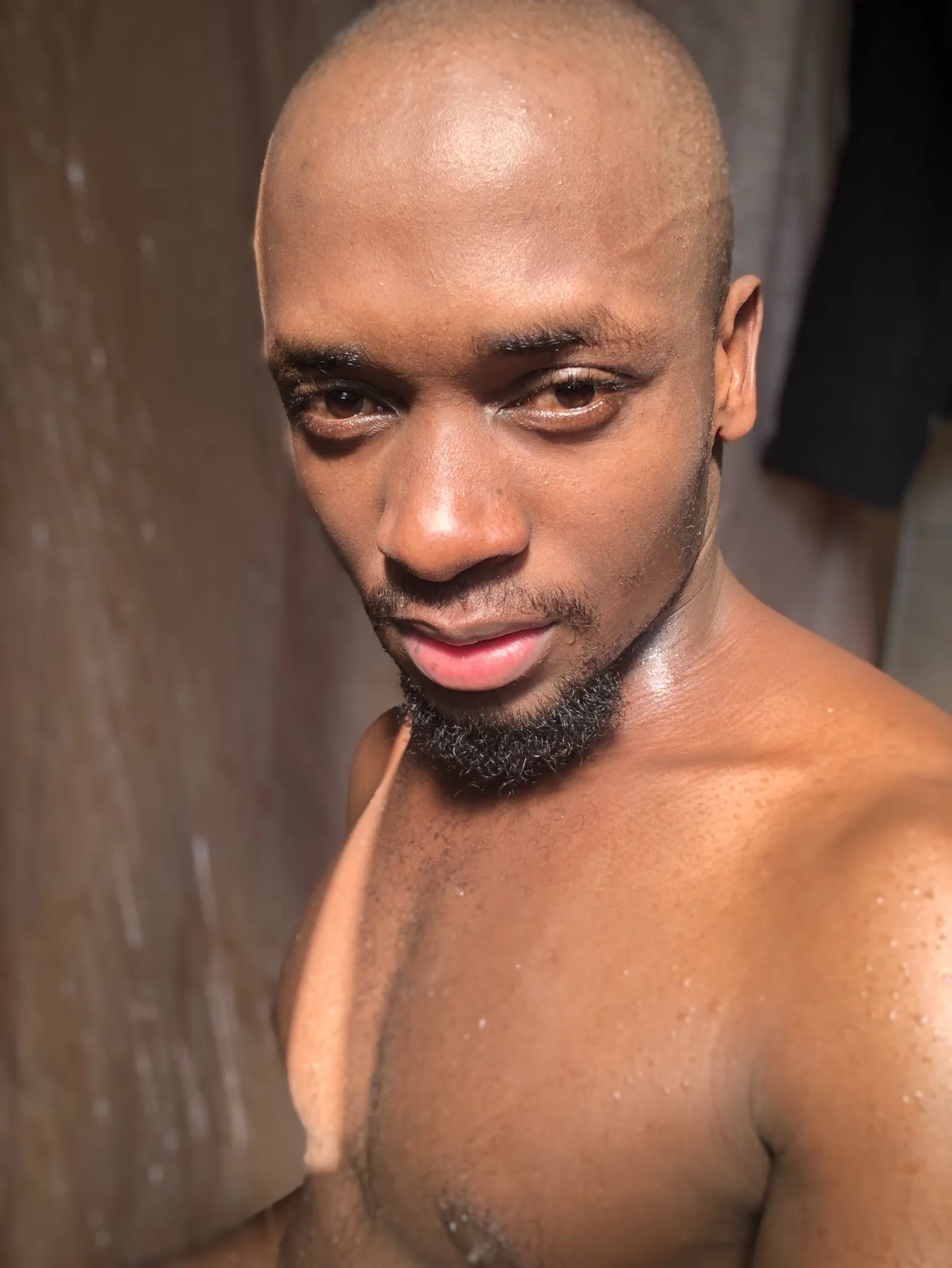 bureni OnlyFans header