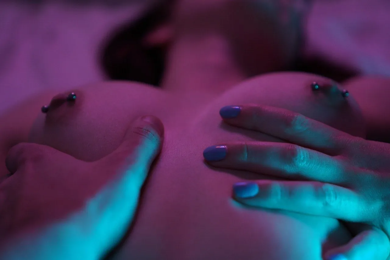 Bustybby OnlyFans header