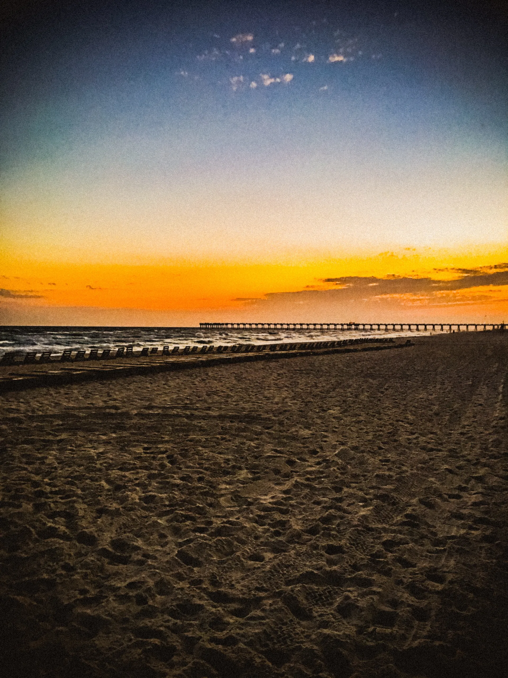 Busty Bee OnlyFans header