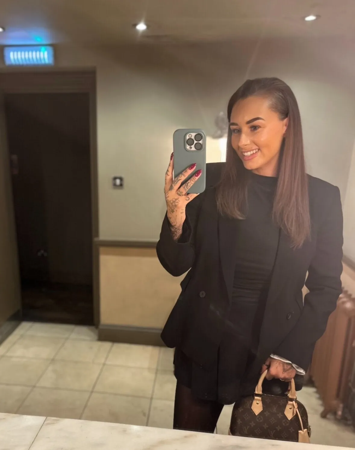 British girl VIP page… 😈💦