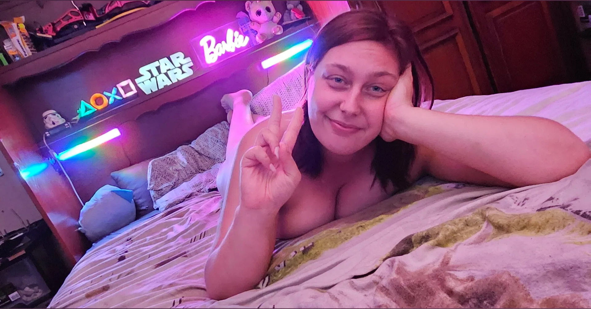 bustyolive vip OnlyFans header