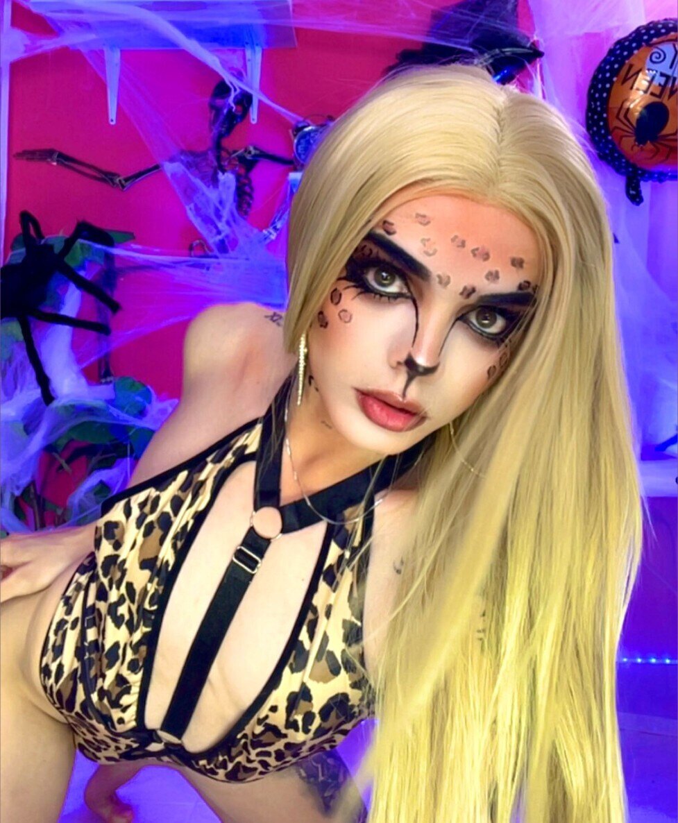 juli rodriguez OnlyFans header