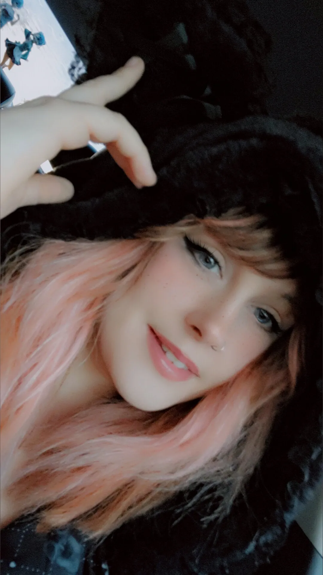 🖤Dark Pink Bunny🐇