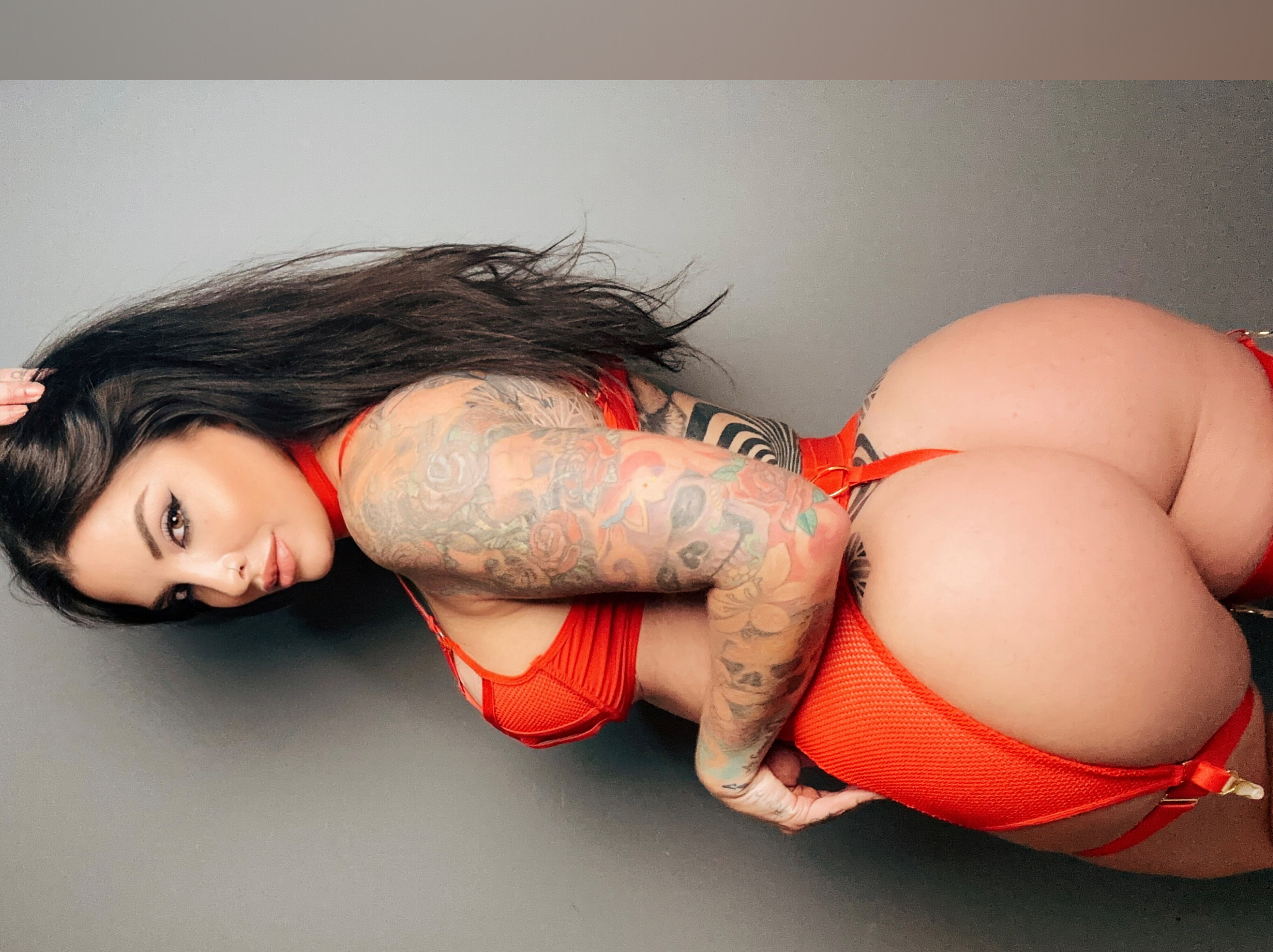 CLARA 🔥 OnlyFans header